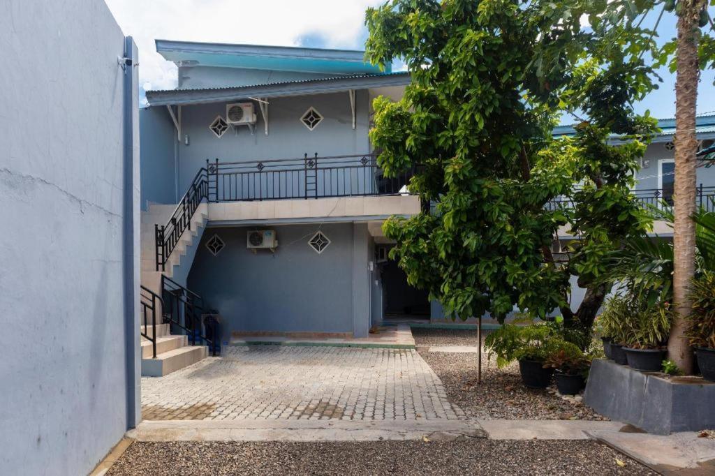 Spot On 2063 Bethania Residence Kupang  Exterior photo