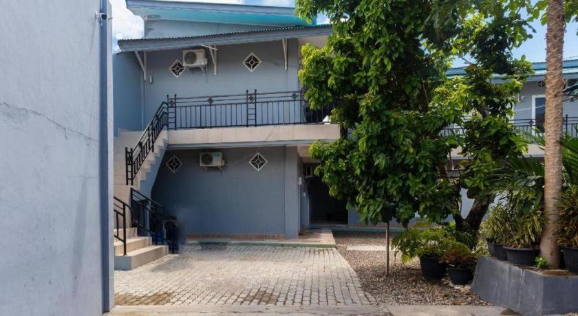 Spot On 2063 Bethania Residence Kupang  Exterior photo